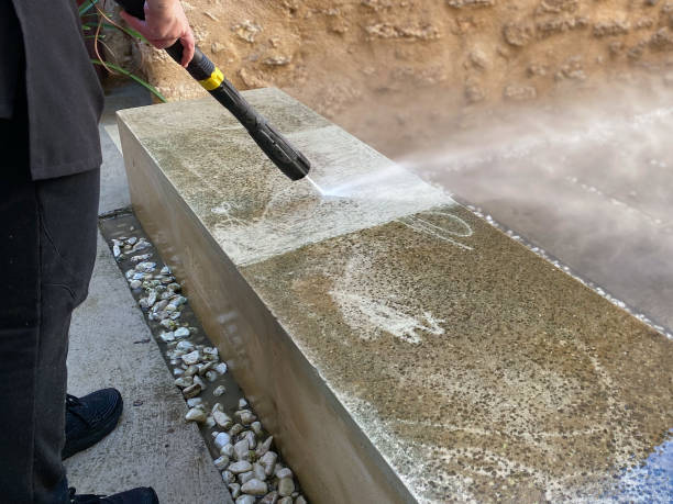 Best Commercial Building Pressure Washing  in Geistown, PA
